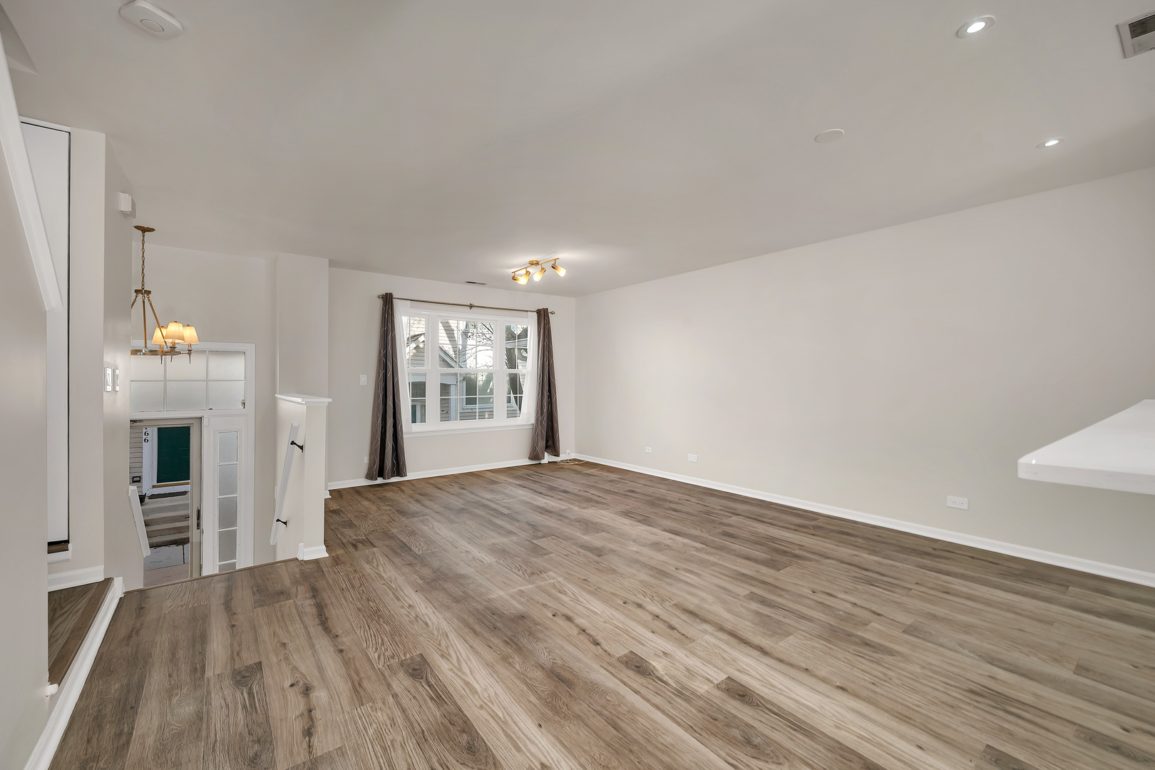 2808 SHELLY Lane, Aurora, IL 60504