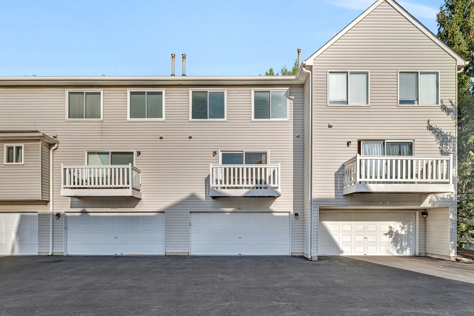 2808 SHELLY Lane, Aurora, IL 60504