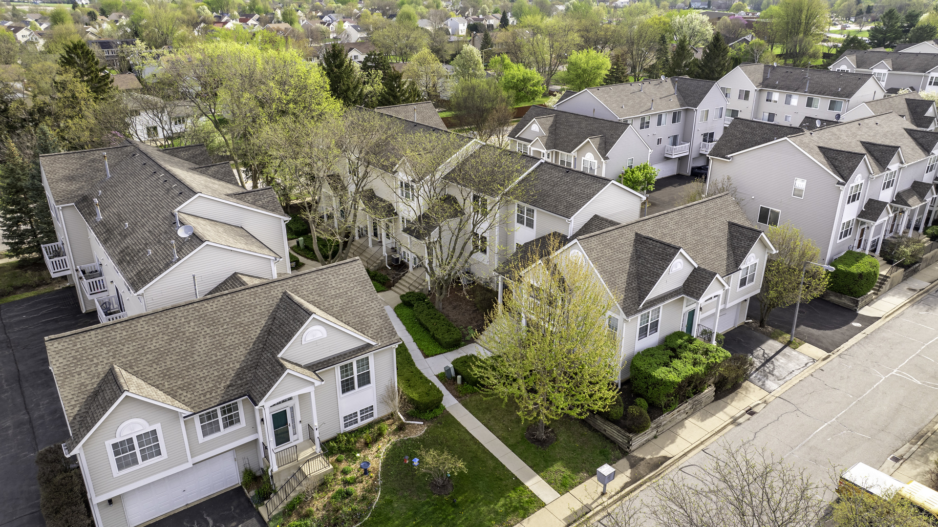 2808 SHELLY Lane, Aurora, IL 60504