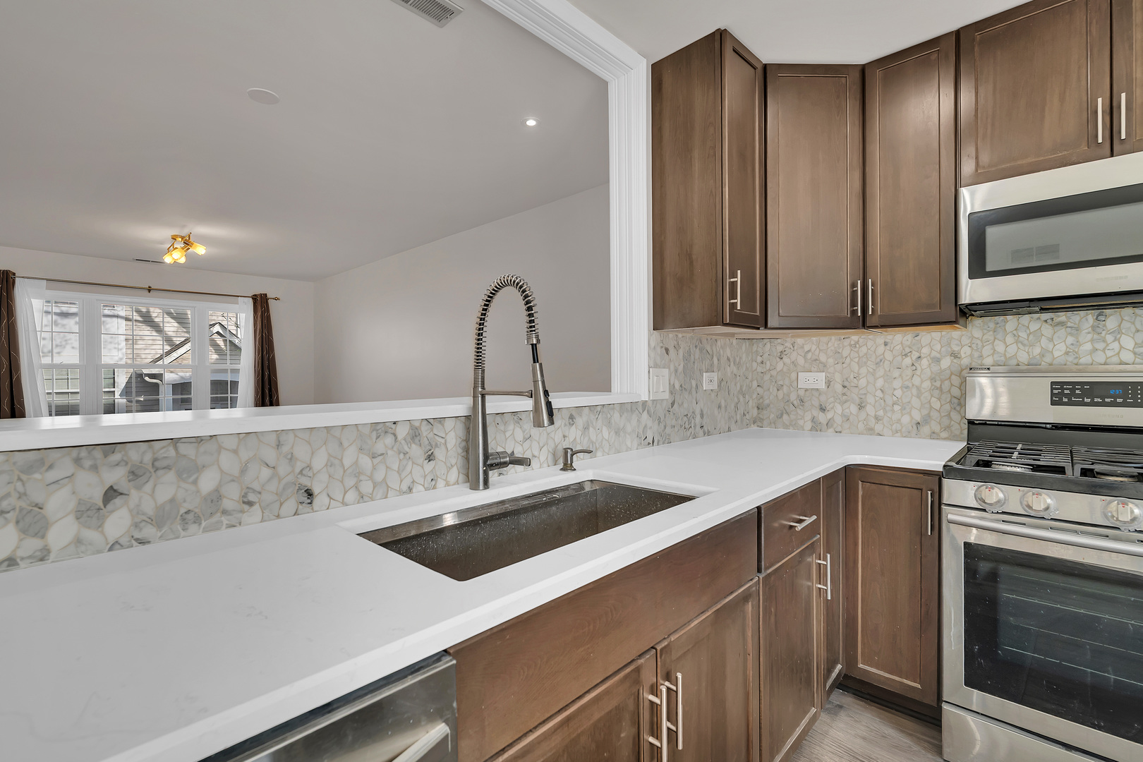 2808 SHELLY Lane, Aurora, IL 60504