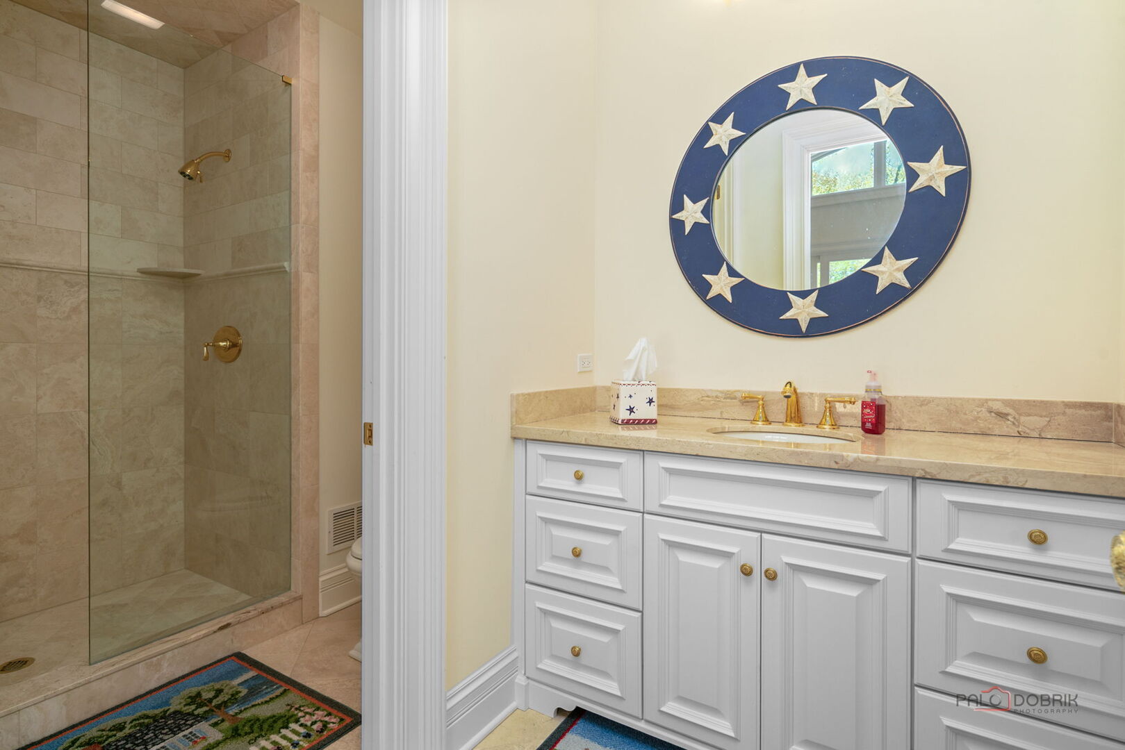 93 Hawley Woods Road, Barrington, IL 60010