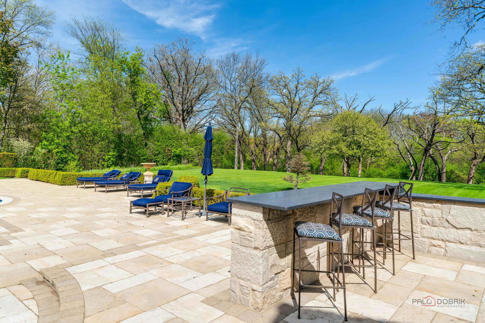 93 Hawley Woods Road, Barrington, IL 60010