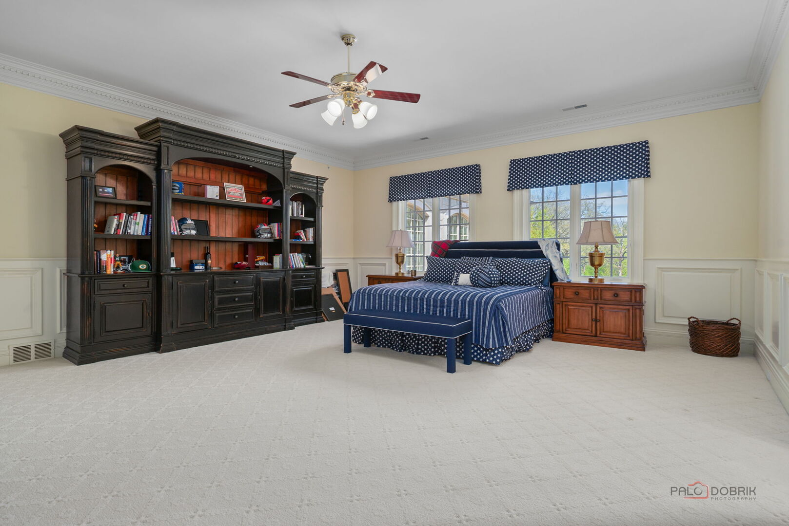 93 Hawley Woods Road, Barrington, IL 60010