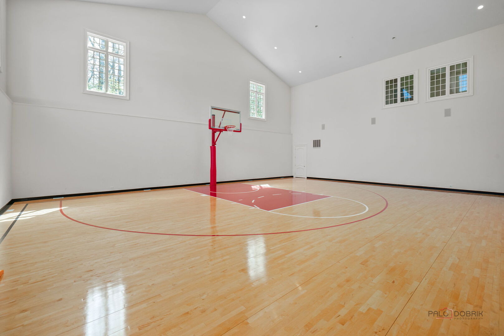 93 Hawley Woods Road, Barrington, IL 60010