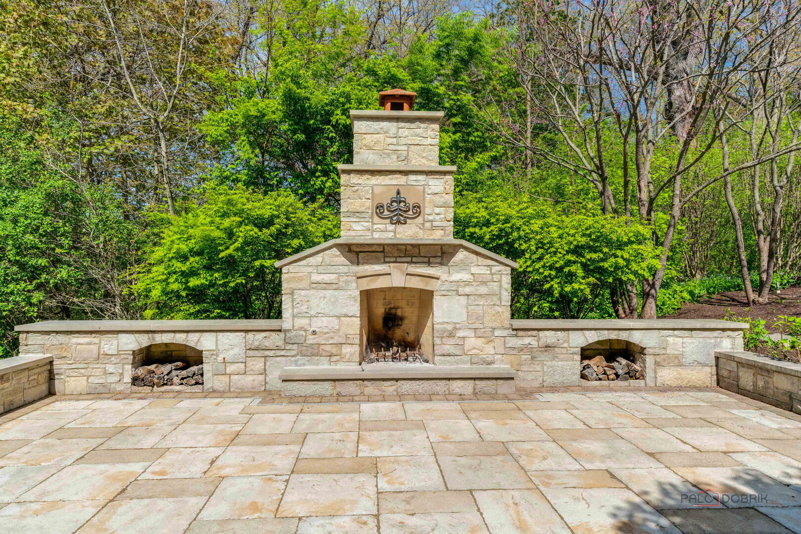 93 Hawley Woods Road, Barrington, IL 60010