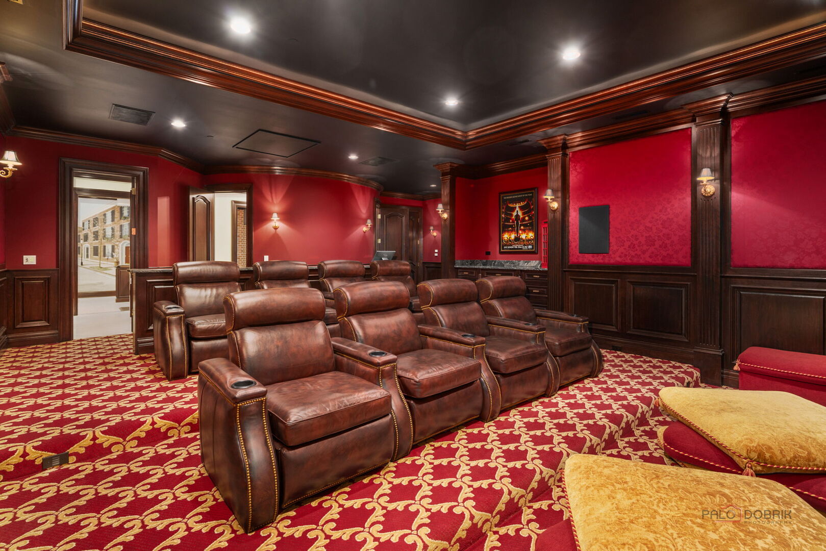 93 Hawley Woods Road, Barrington, IL 60010