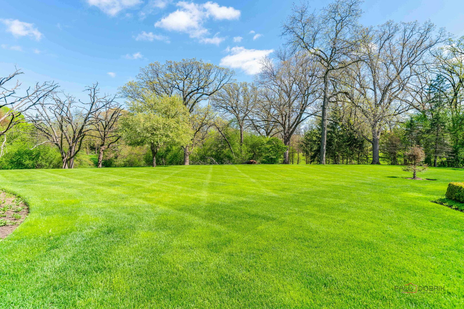 93 Hawley Woods Road, Barrington, IL 60010