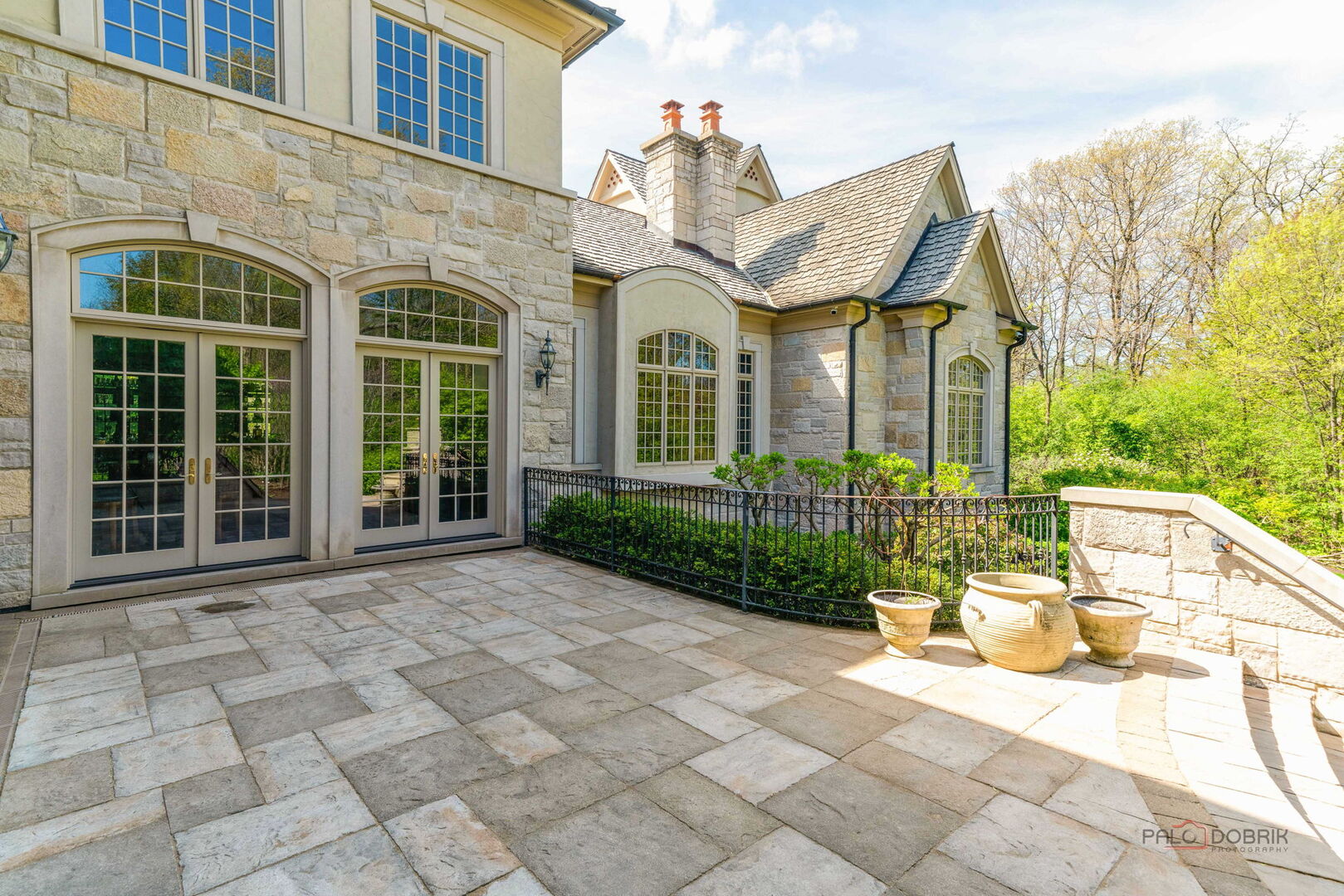 93 Hawley Woods Road, Barrington, IL 60010