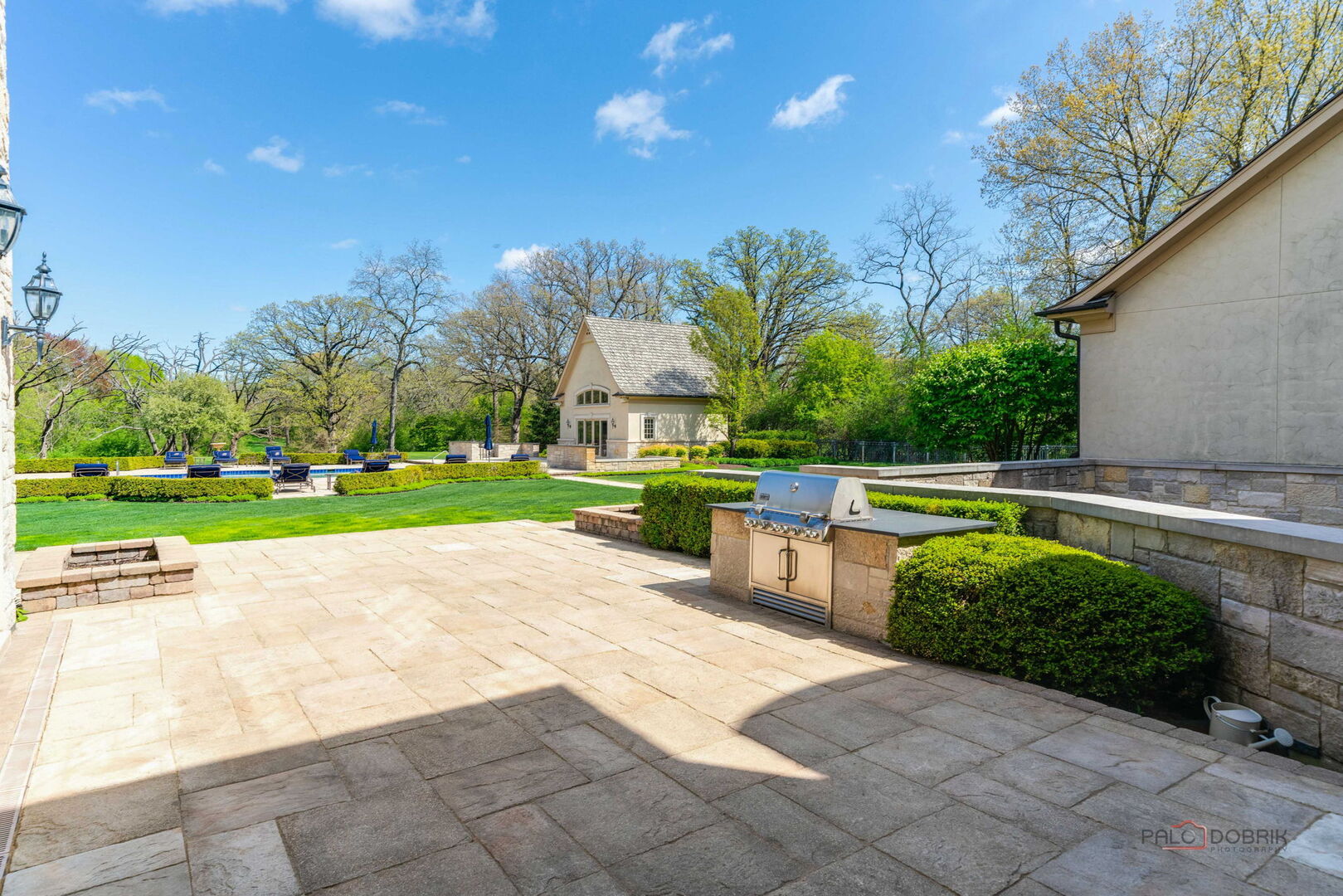 93 Hawley Woods Road, Barrington, IL 60010