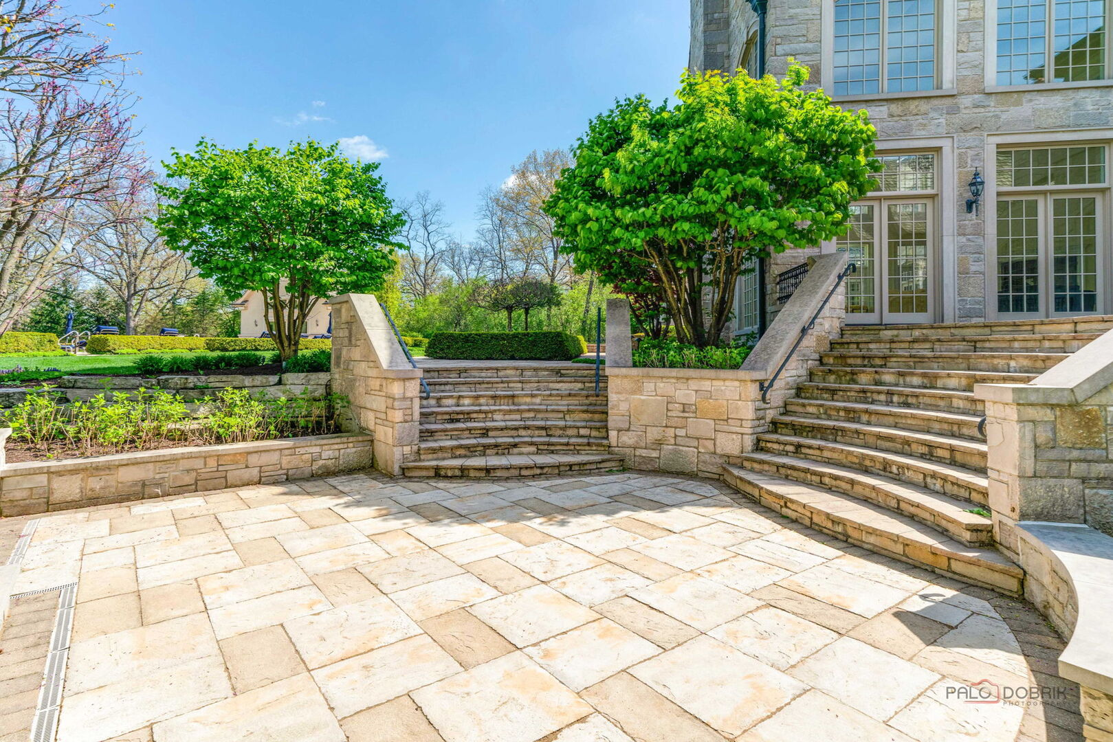 93 Hawley Woods Road, Barrington, IL 60010