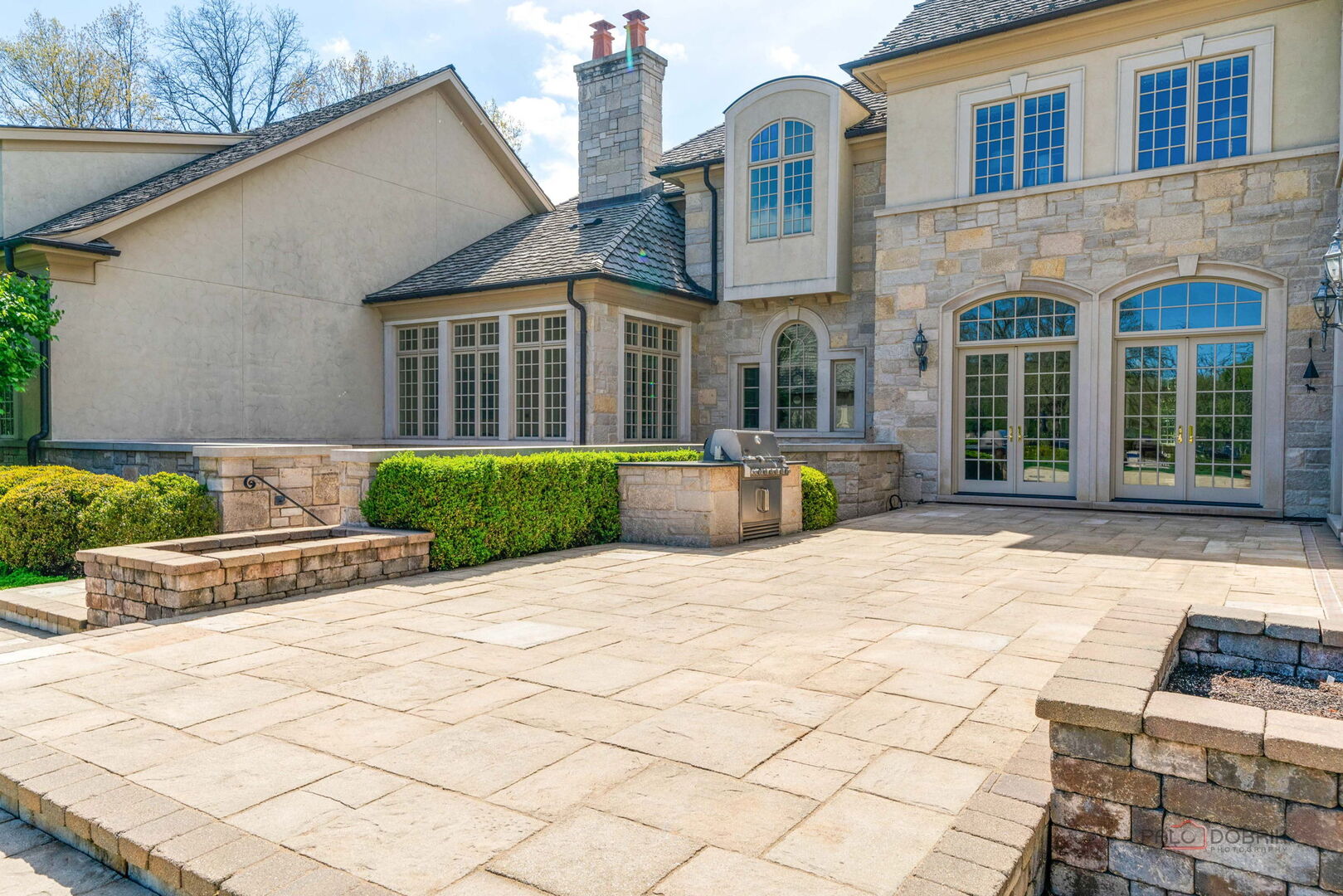 93 Hawley Woods Road, Barrington, IL 60010