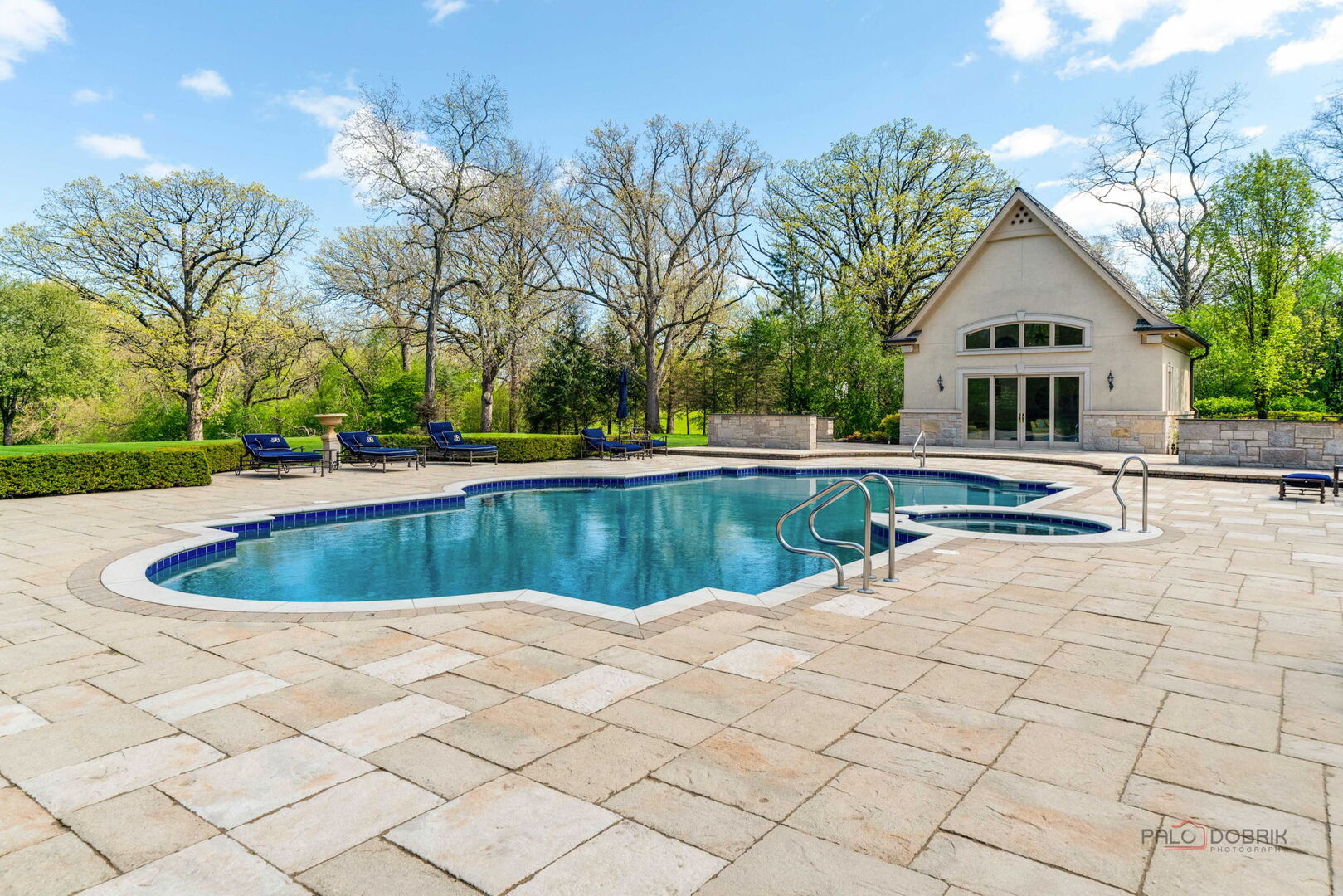 93 Hawley Woods Road, Barrington, IL 60010