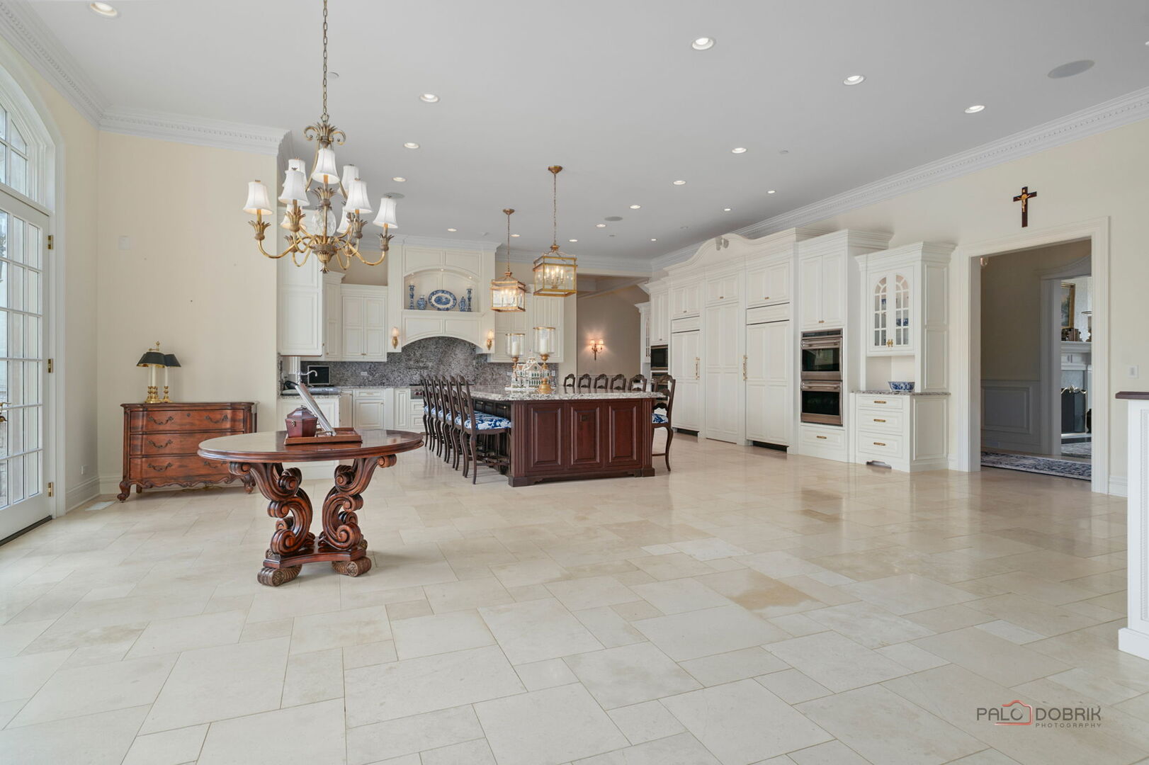 93 Hawley Woods Road, Barrington, IL 60010