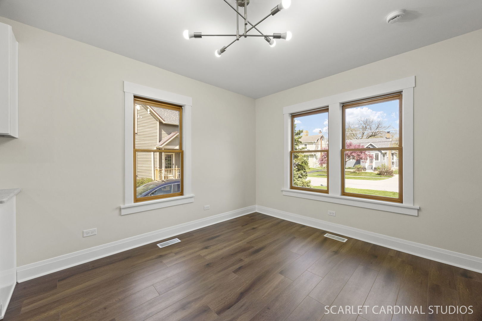 212 S Brewster Avenue, Lombard, IL 60148