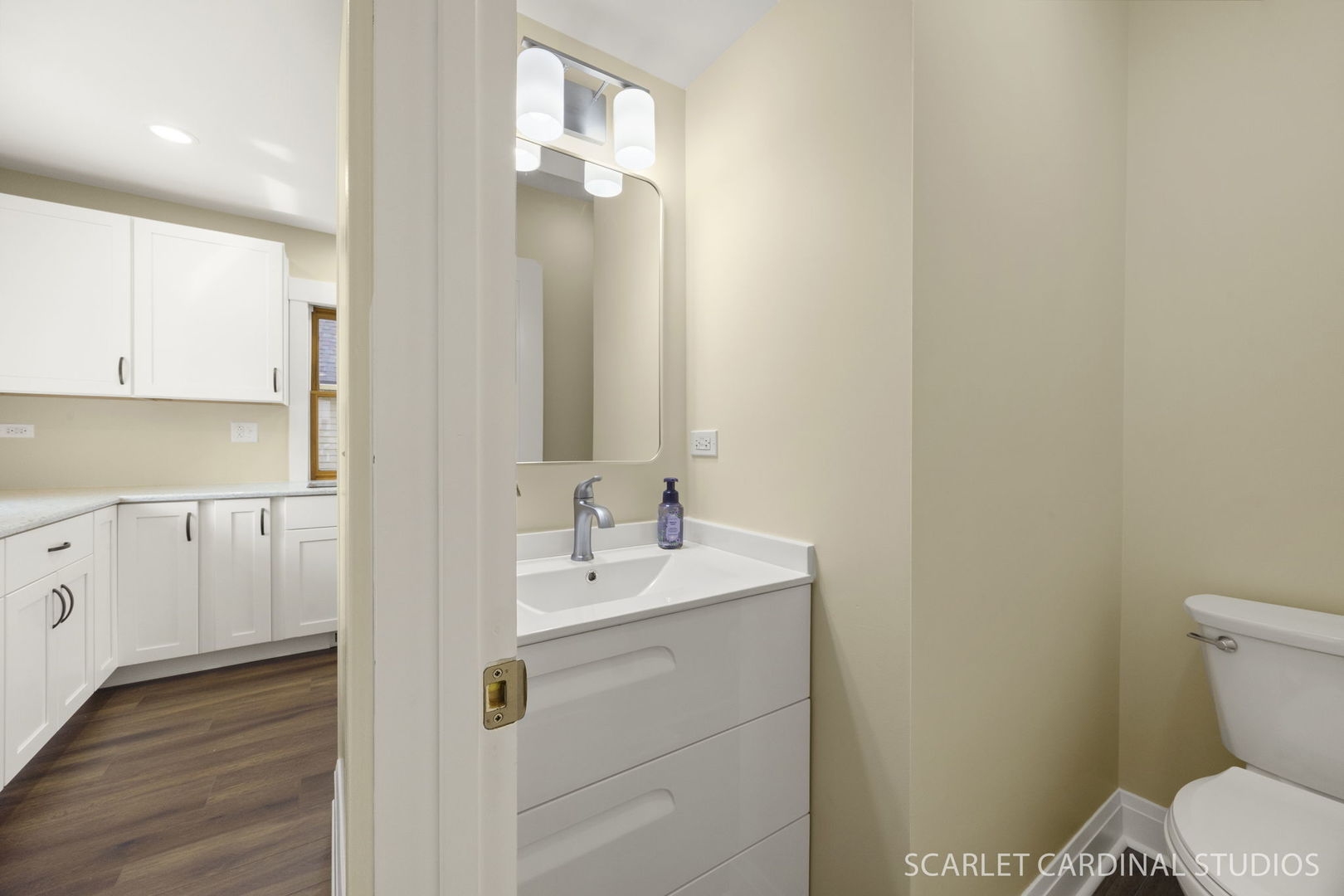 212 S Brewster Avenue, Lombard, IL 60148