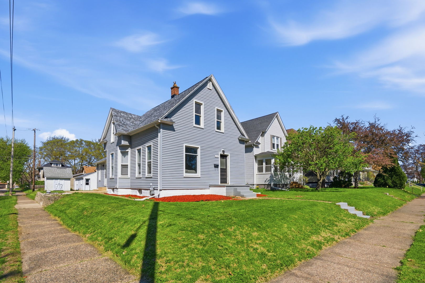 1927 14th Street, Moline, IL 61265