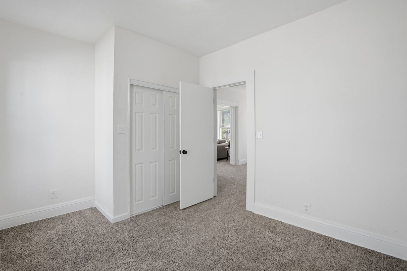 1927 14th Street, Moline, IL 61265