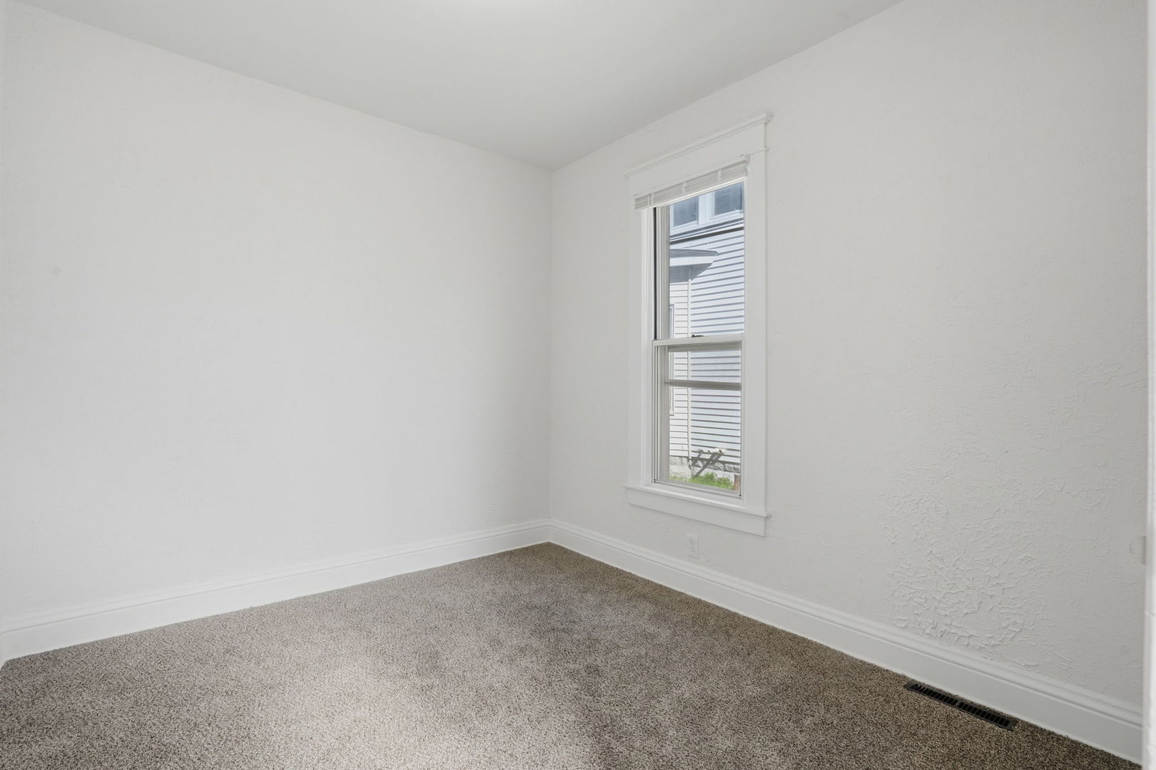 1927 14th Street, Moline, IL 61265