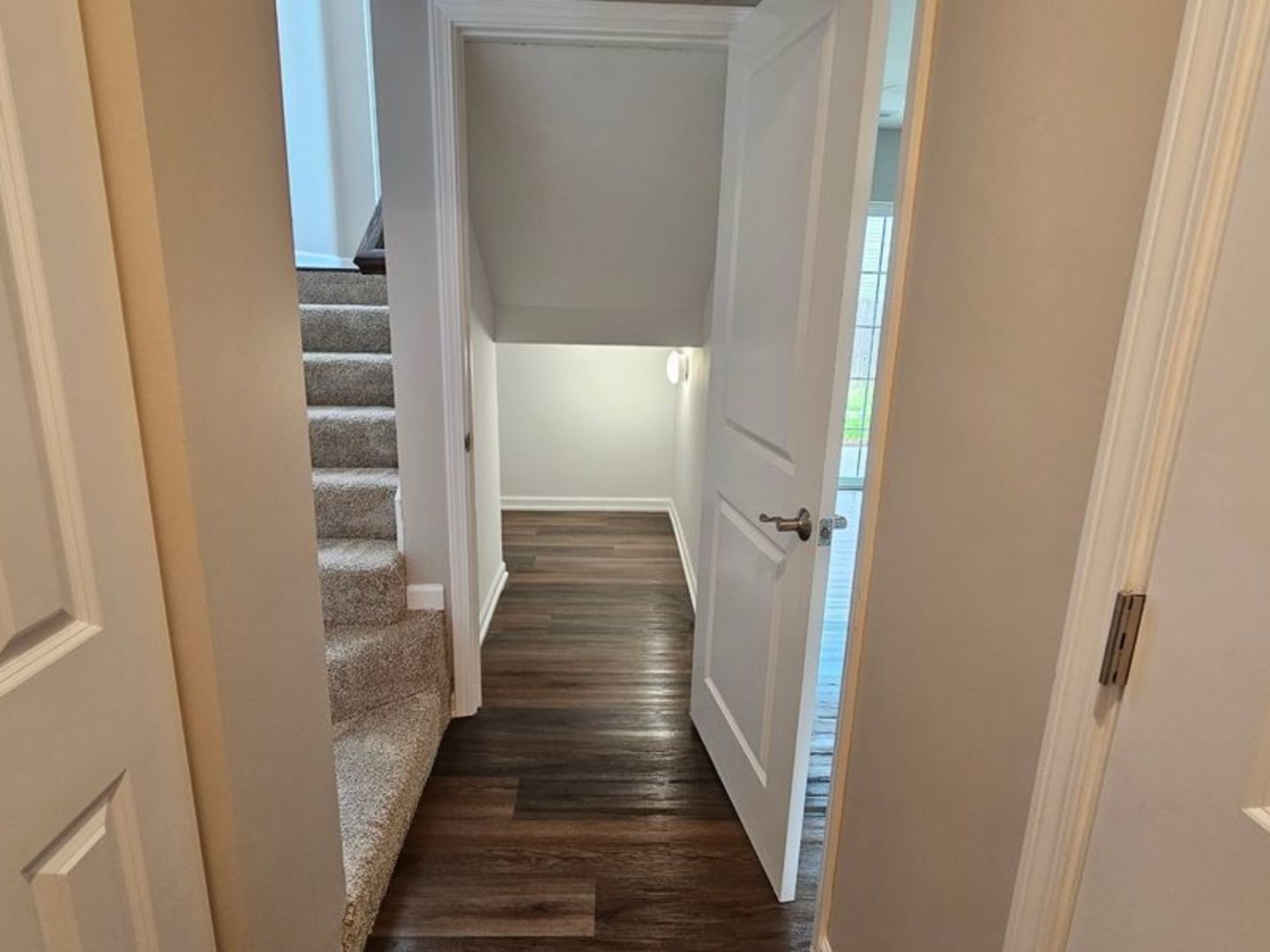 642 Ruby Road, Crystal Lake, IL 60014