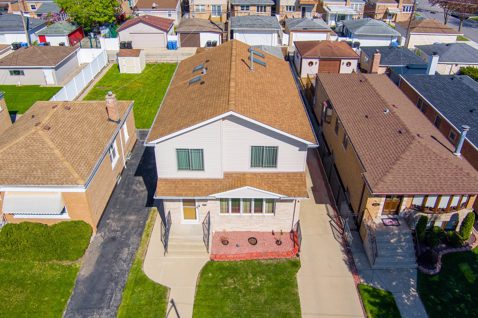 5149 S Sayre Avenue, Chicago, IL 60638