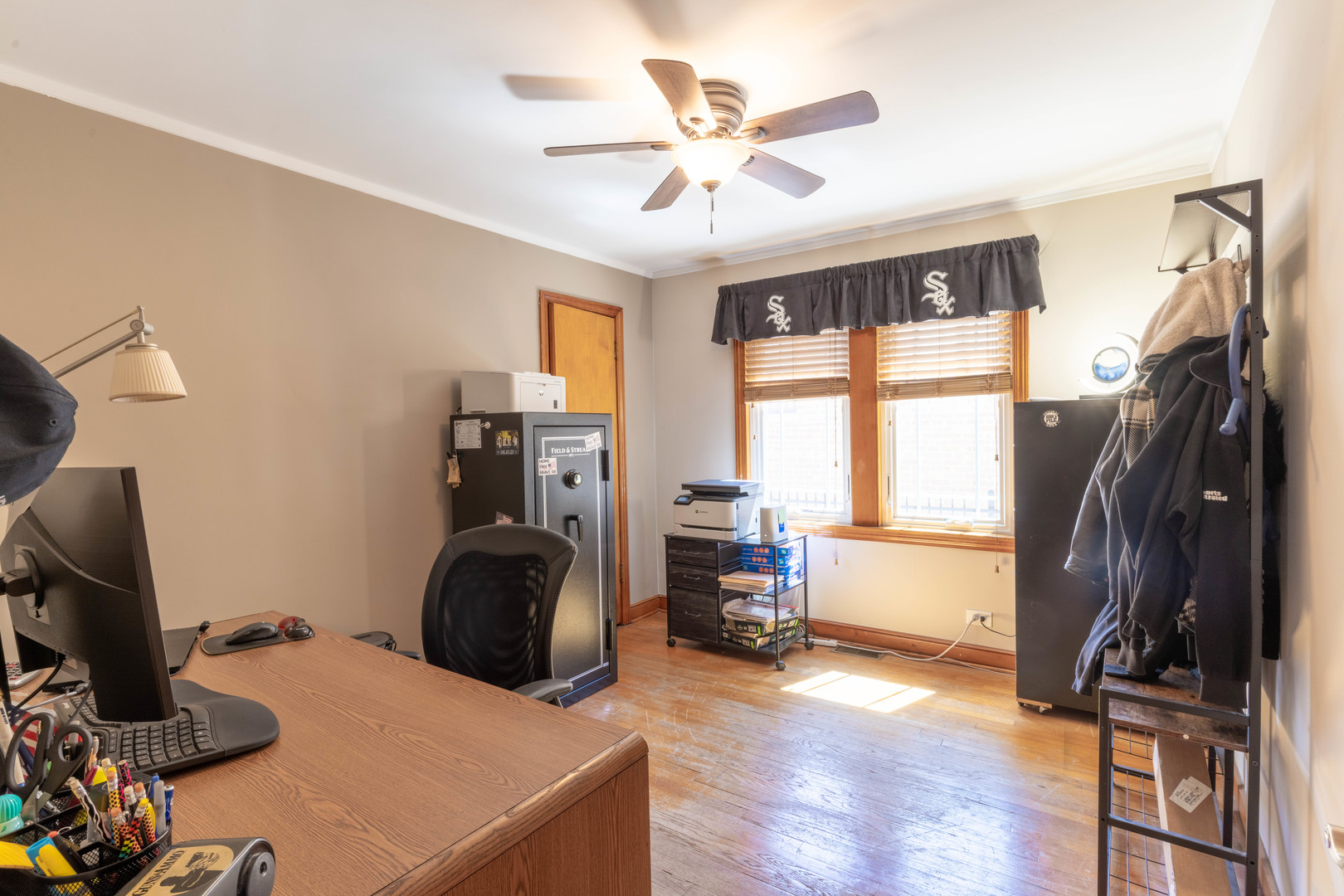 5149 S Sayre Avenue, Chicago, IL 60638