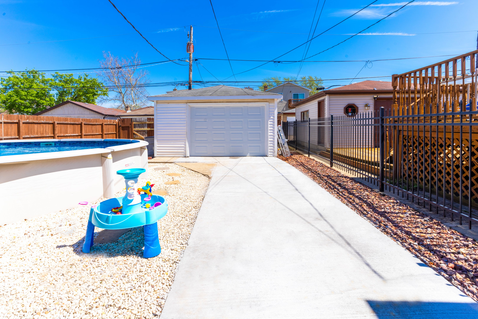 5149 S Sayre Avenue, Chicago, IL 60638