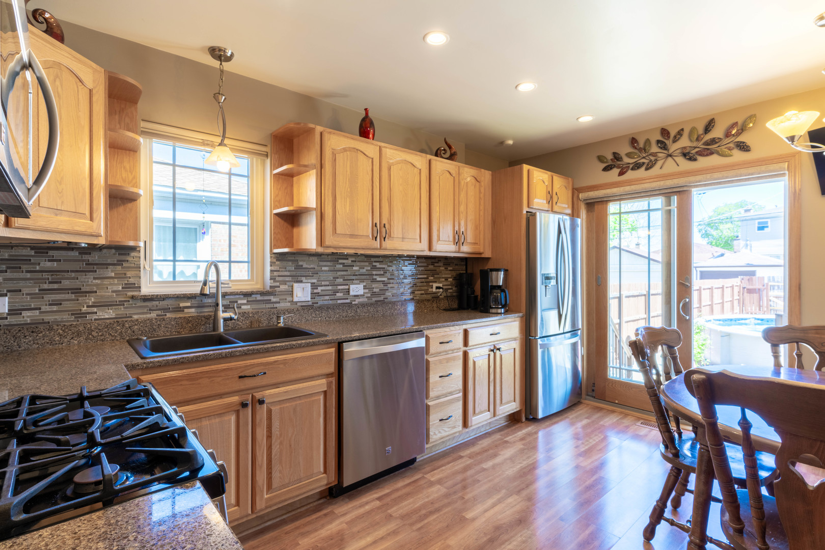 5149 S Sayre Avenue, Chicago, IL 60638