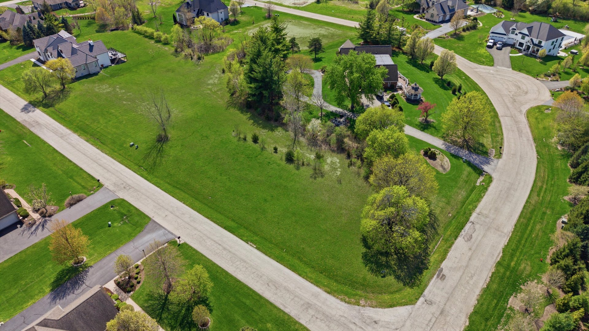 8875 Belfield Road, Lakewood, IL 60014