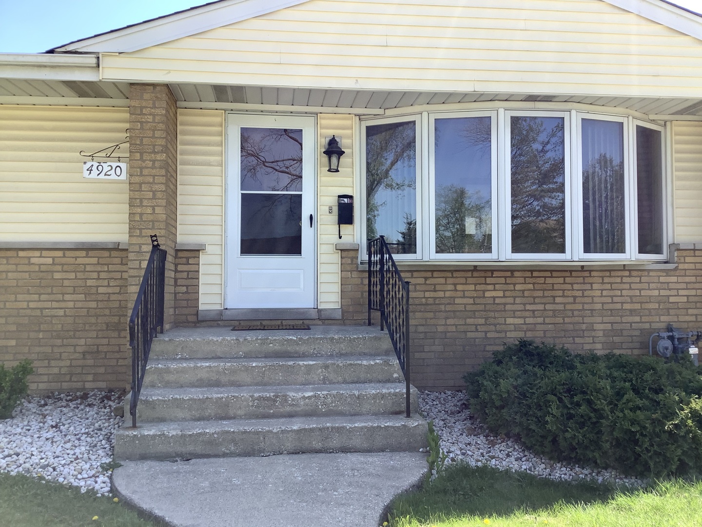 4920 Cypress Drive, Hillside, IL 60162