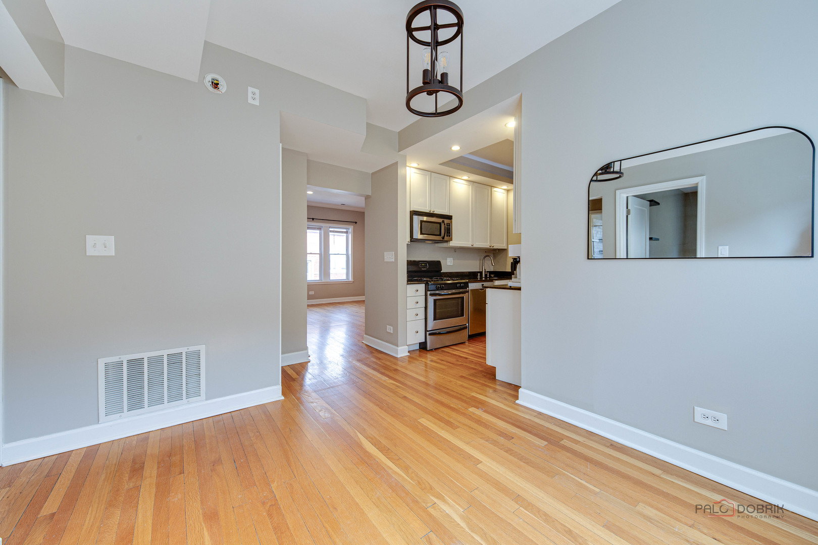 1348 W Estes Avenue #3N, Chicago, IL 60626