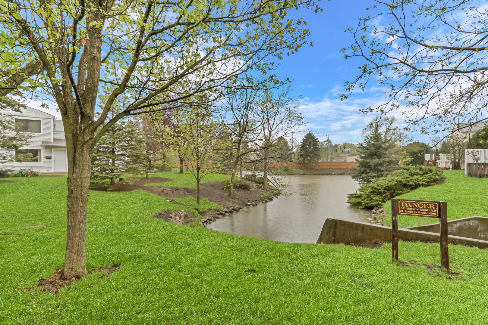 751 Dover Place #4C, Wheeling, IL 60090