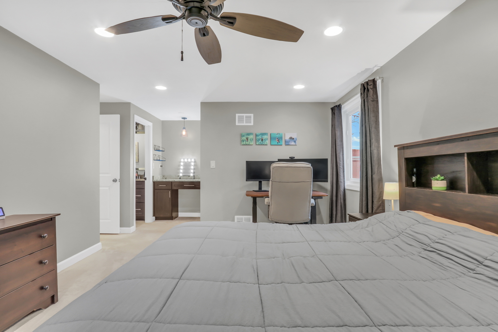 751 Dover Place #4C, Wheeling, IL 60090