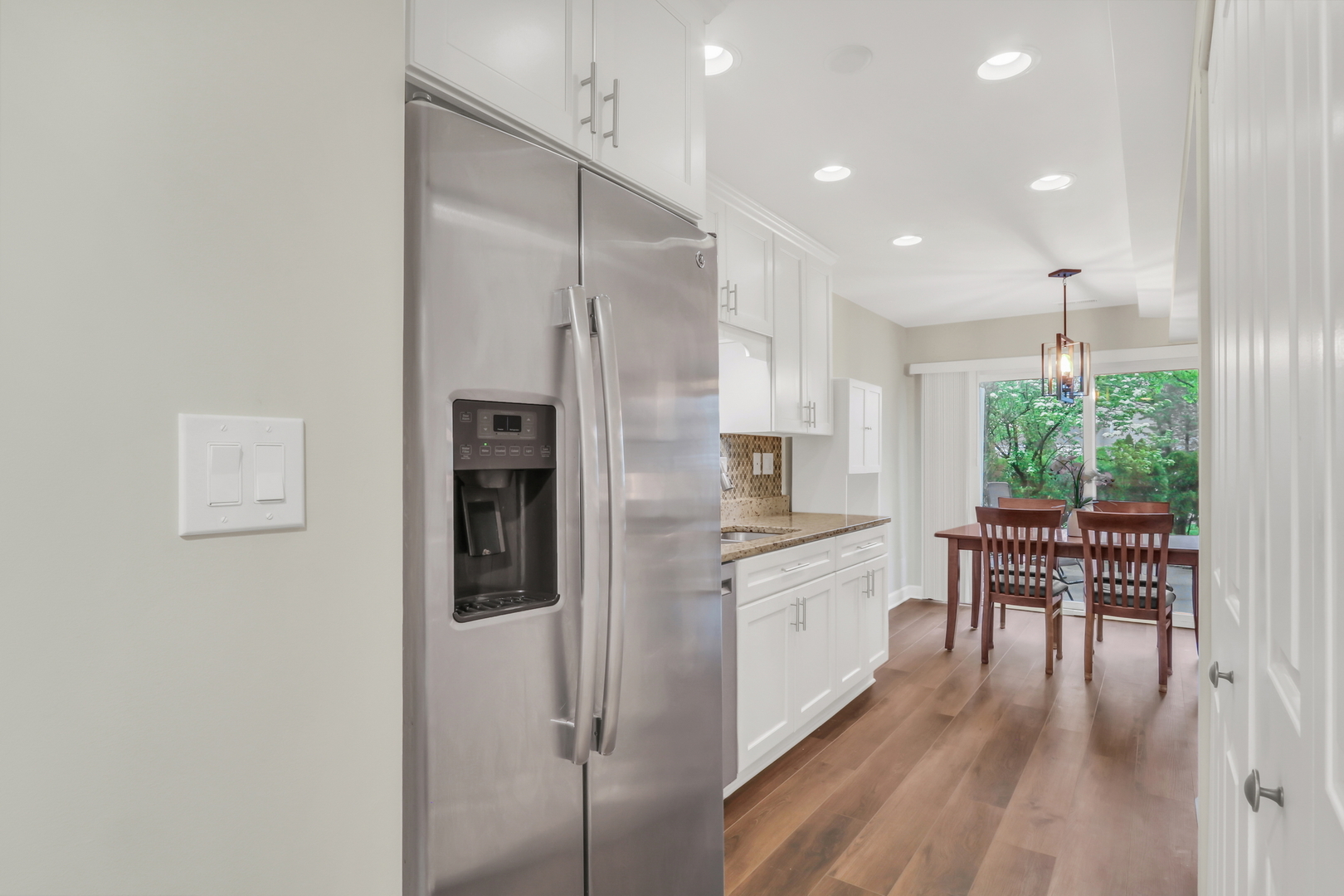 751 Dover Place #4C, Wheeling, IL 60090