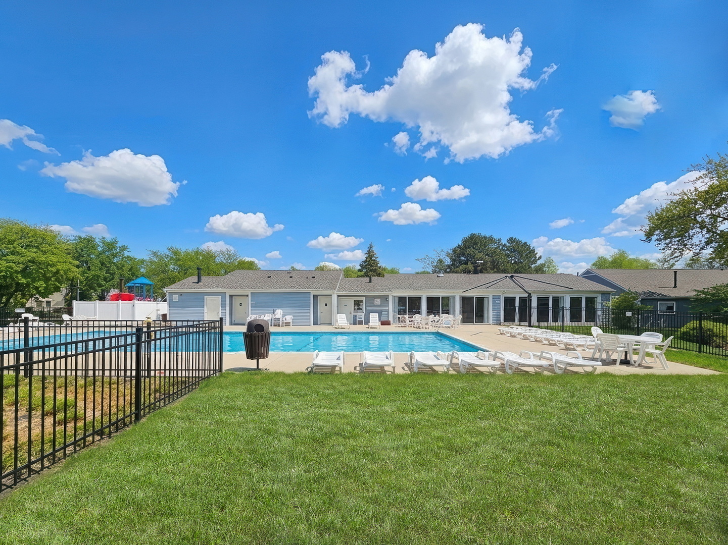 751 Dover Place #4C, Wheeling, IL 60090