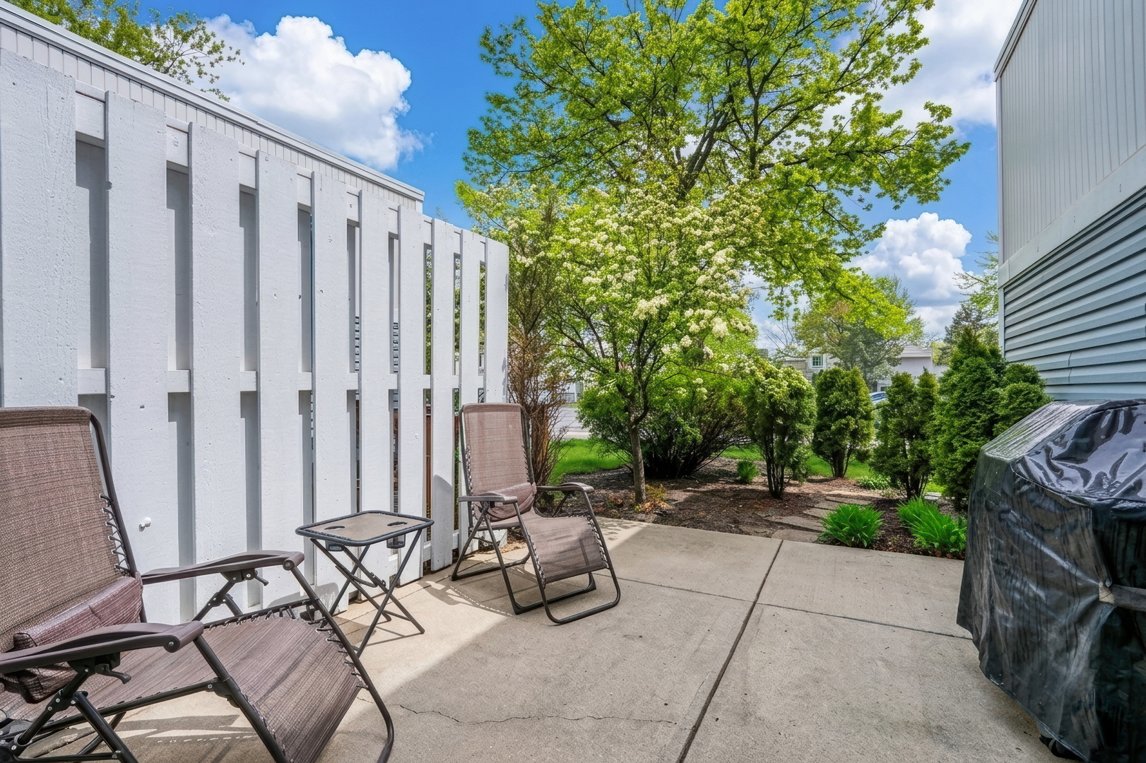 751 Dover Place #4C, Wheeling, IL 60090