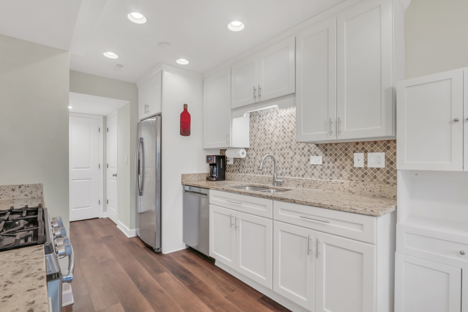 751 Dover Place #4C, Wheeling, IL 60090