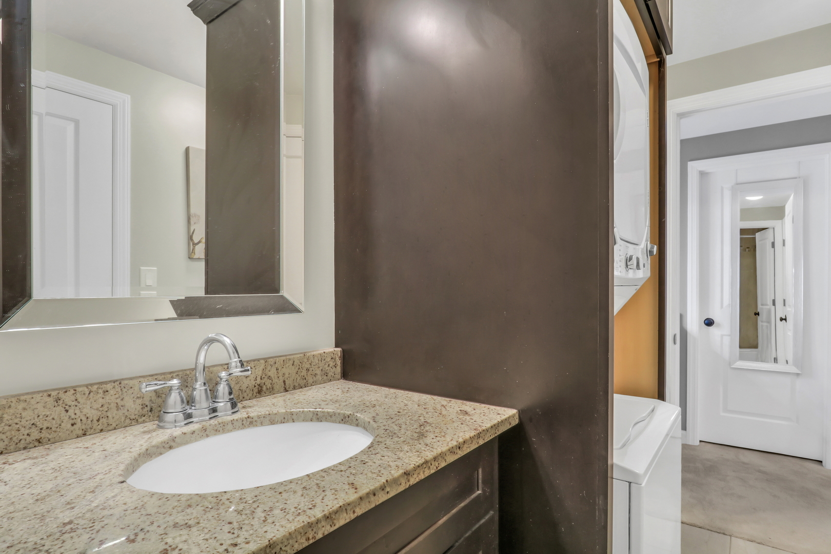 751 Dover Place #4C, Wheeling, IL 60090