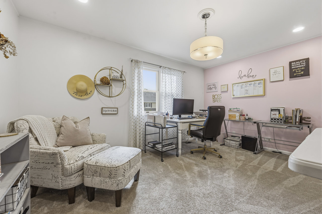 1028 Brewer Court, West Dundee, IL 60118