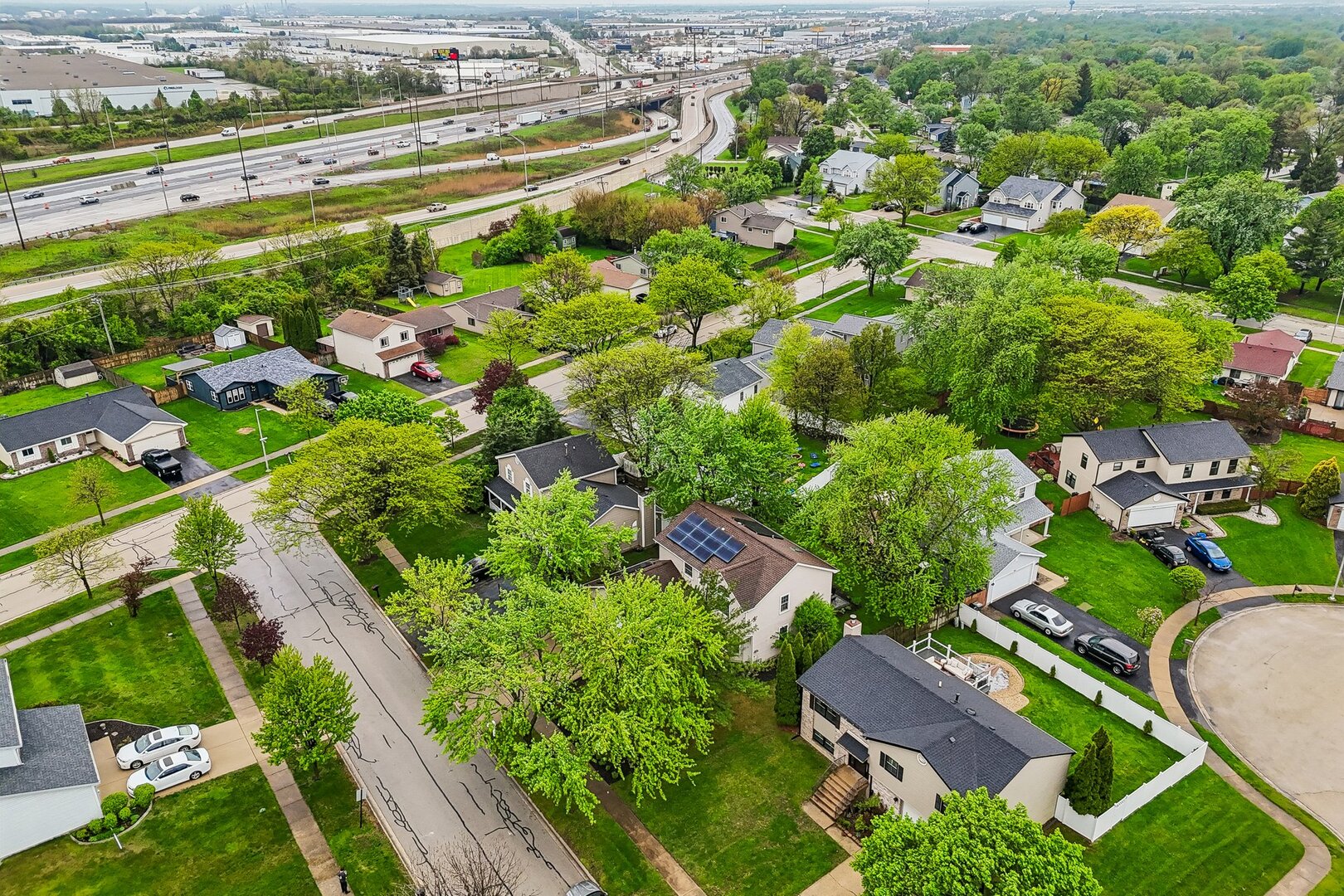 205 Green Mountain Drive, Bolingbrook, IL 60440