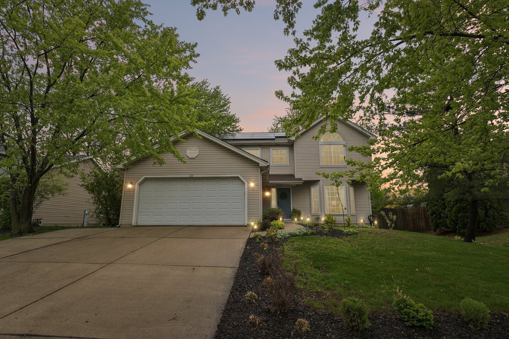 205 Green Mountain Drive, Bolingbrook, IL 60440