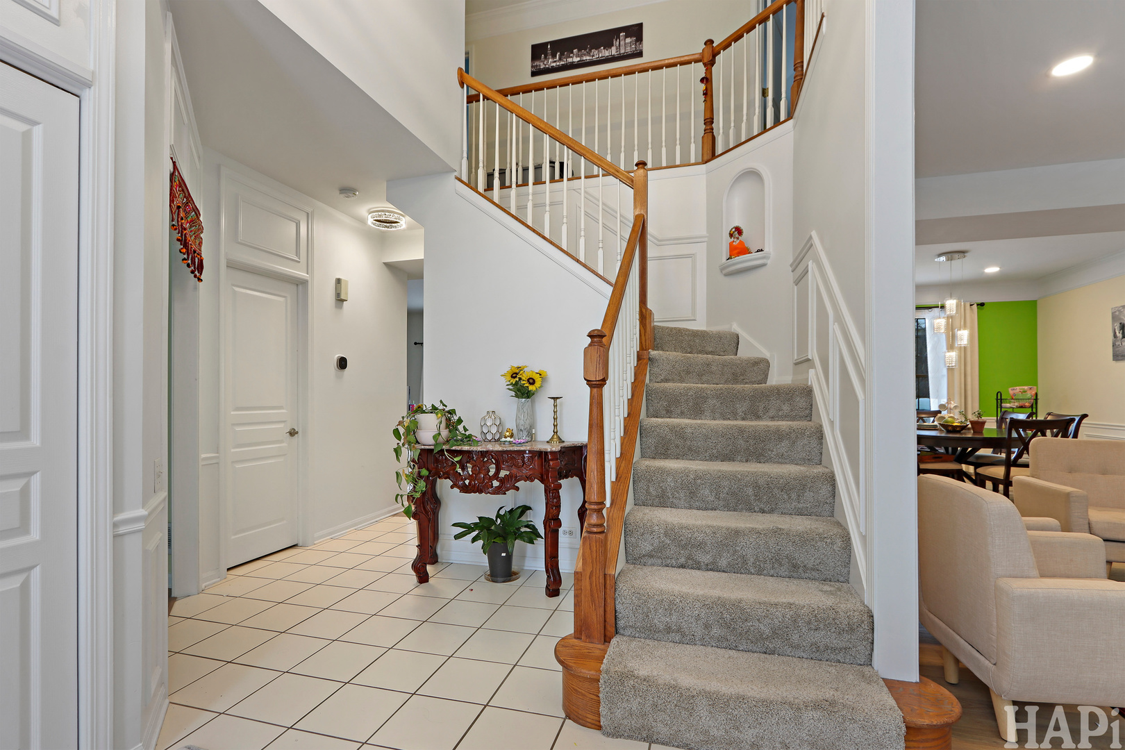 1121 Williamsburg Circle, Grayslake, IL 60030