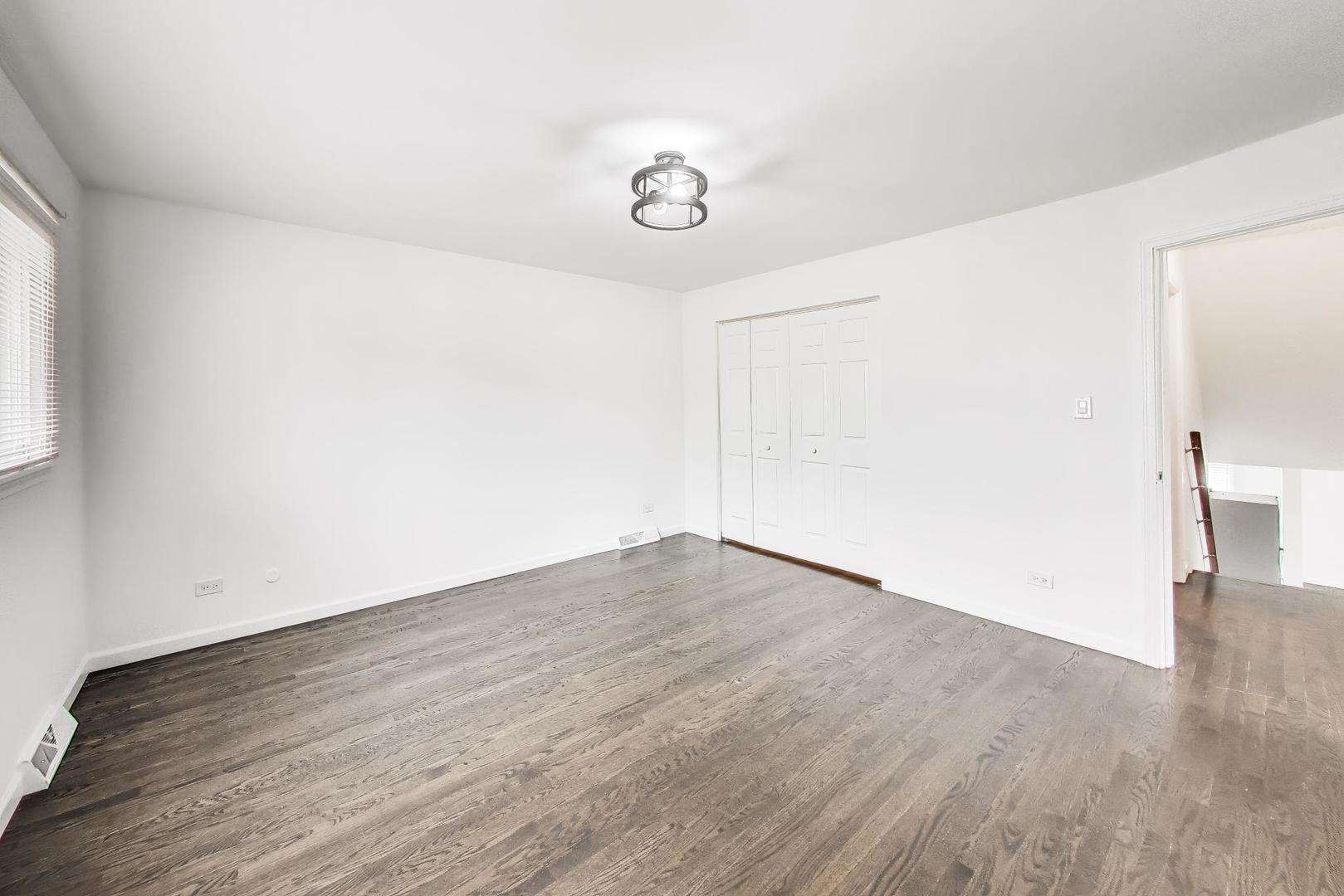 10128 Parke Avenue, Oak Lawn, IL 60453