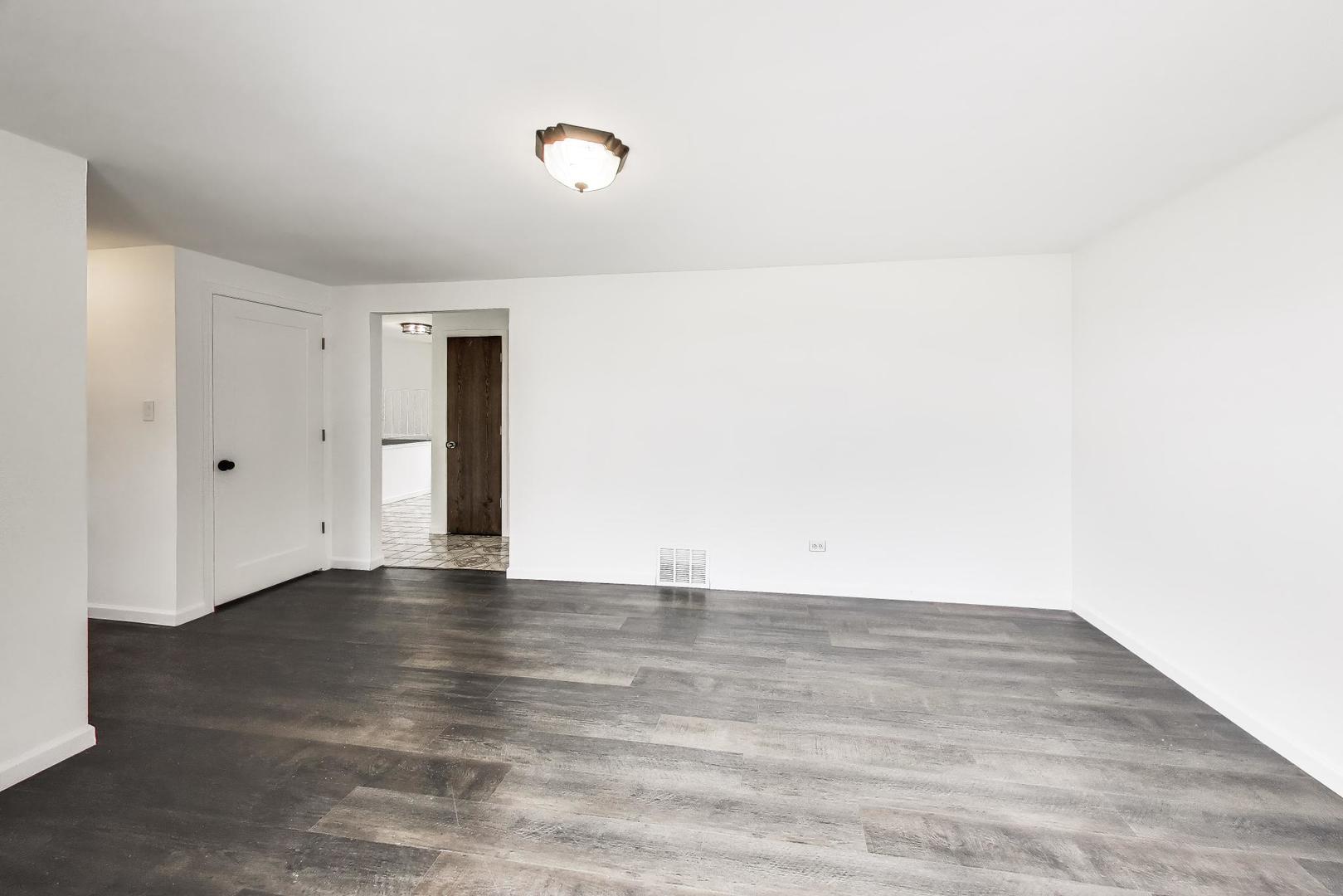 10128 Parke Avenue, Oak Lawn, IL 60453