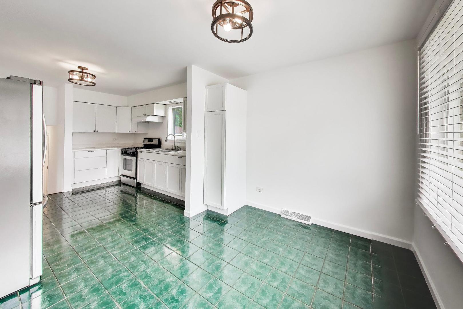 10128 Parke Avenue, Oak Lawn, IL 60453