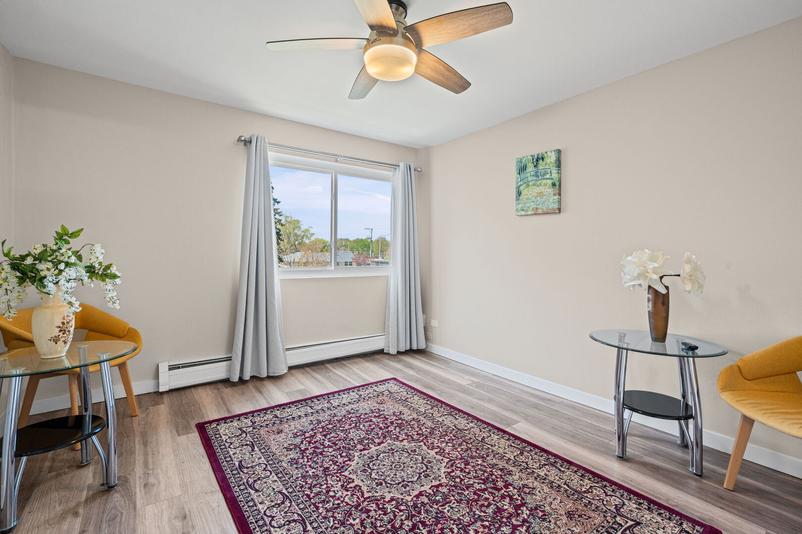 1205 E Hintz Road #209, Arlington Heights, IL 60004