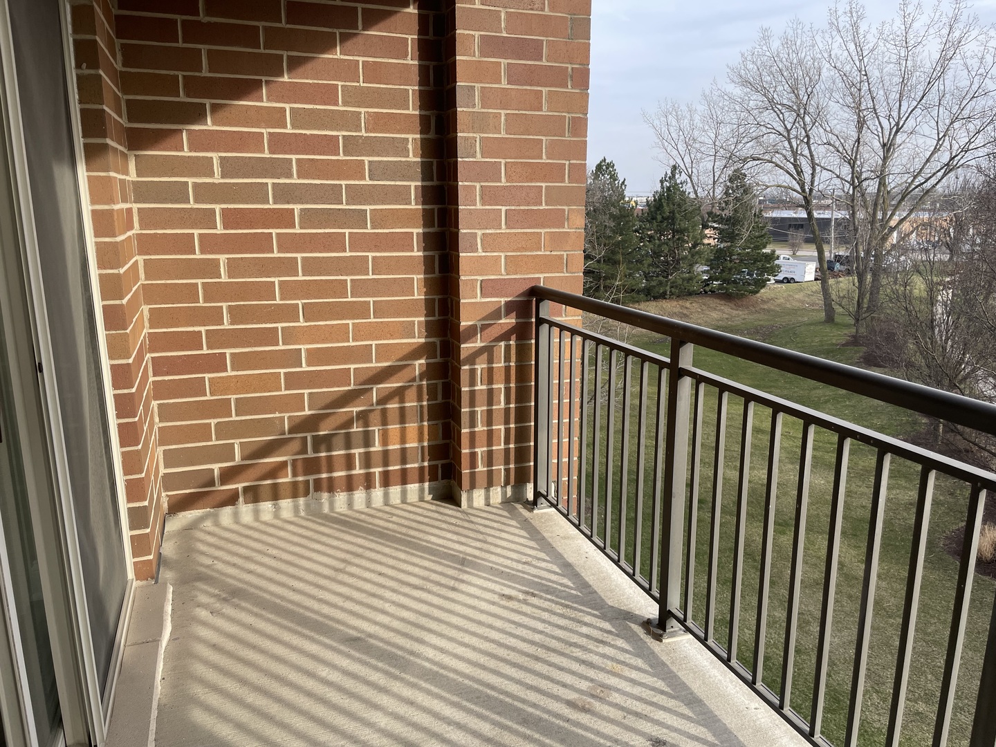 655 Perrie Drive #305, Elk Grove Village, IL 60007