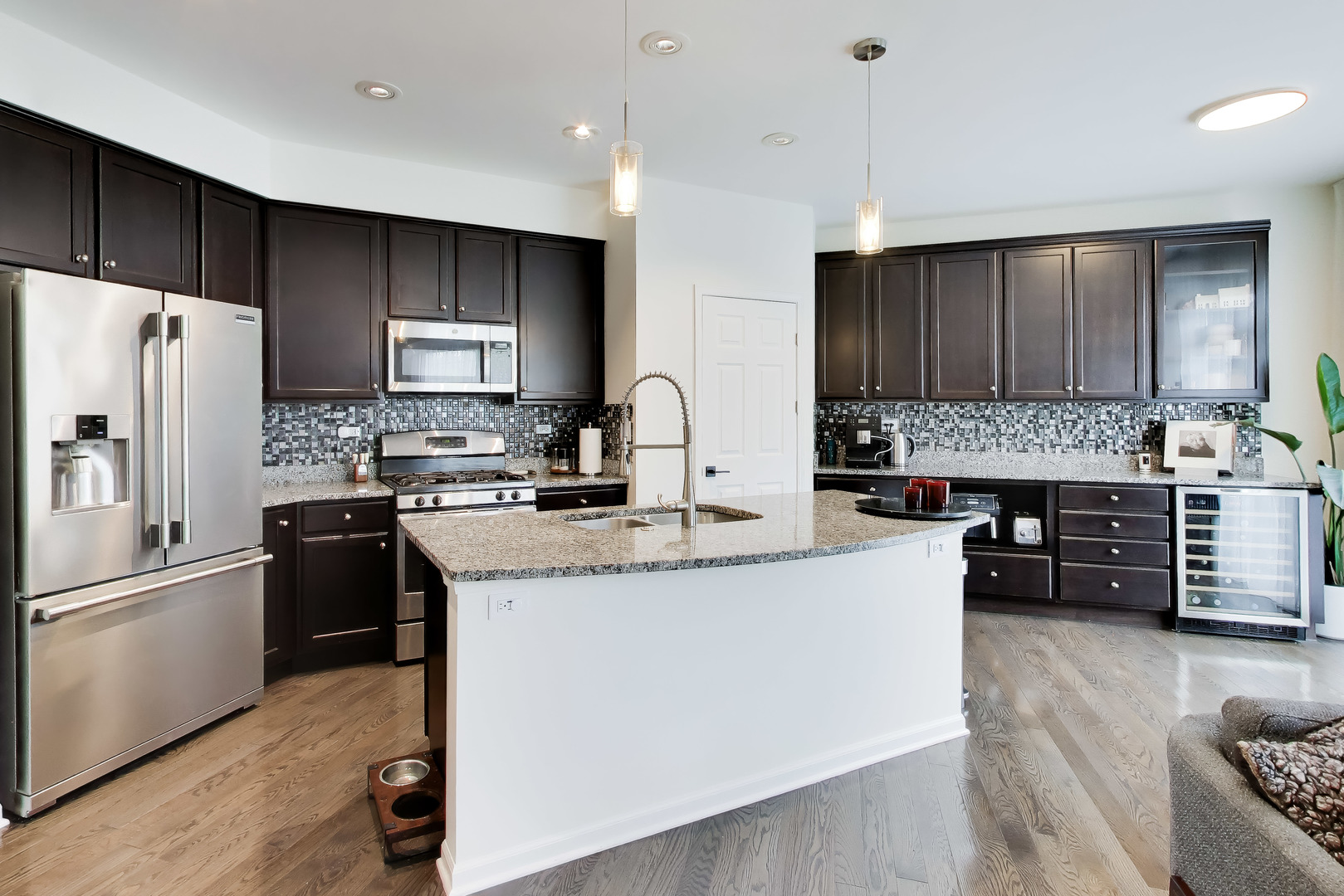 North Aurora, IL 60542