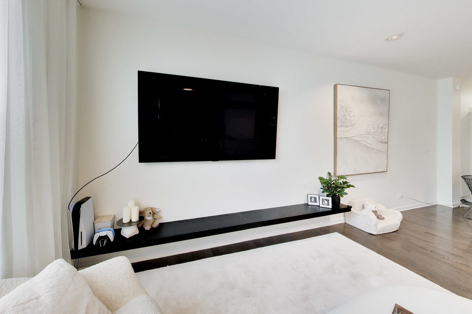 North Aurora, IL 60542