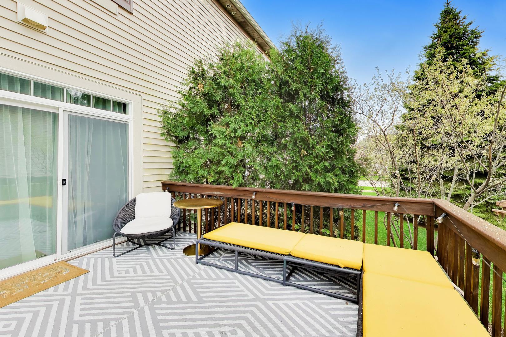 North Aurora, IL 60542