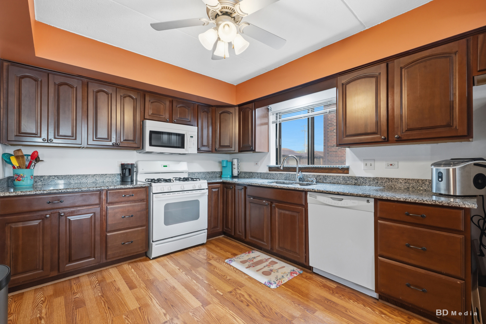 16807 81st Avenue #1S, Tinley Park, IL 60477